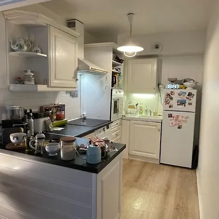 Apartmán Charming Parisian One Bedroom *
